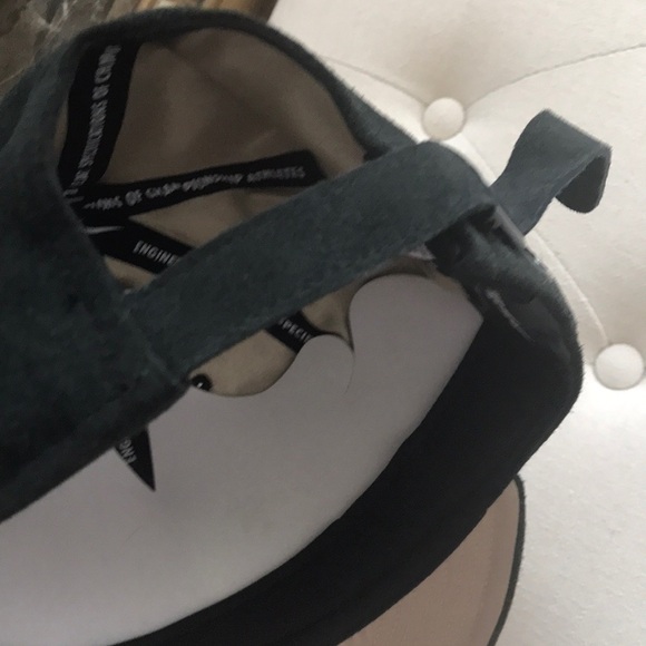 Mens suede nike hat NWOT - Picture 5 of 5